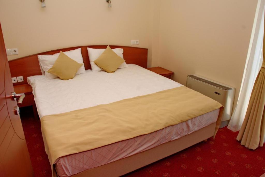 Hotel Salida Prilep Extérieur photo
